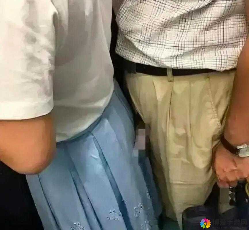 在公交车上，他竟强弄到我高 C