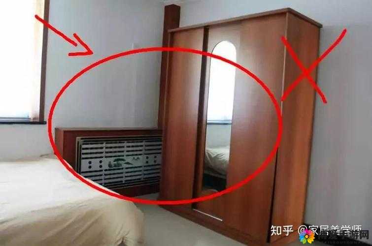 酒店大镜子对着床的设计用意是什么？揭秘背后的实用与美学考量