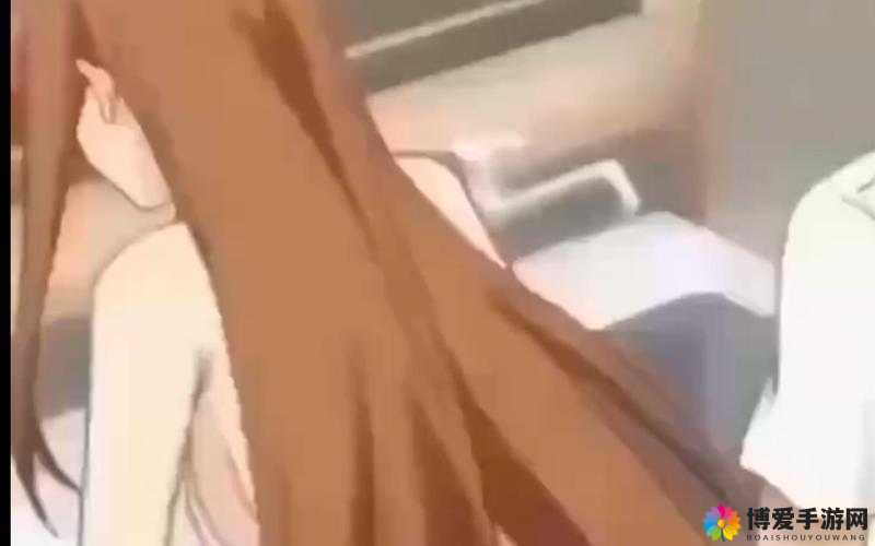 草莓视频污污污:最新热门内容解析,网友热议不断,精彩片段不容错过