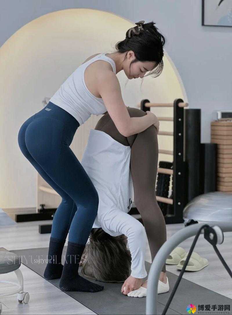 91呆先生大战瑜伽老师：揭秘瑜伽课堂背后的惊人真相与趣味对决