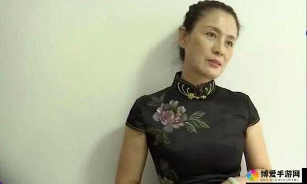 为什么 46 岁的东北老女人华文能如此受欢迎?