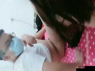 蜜桃AV在线播放麻豆：最新高清资源免费观看，畅享极致视觉体验