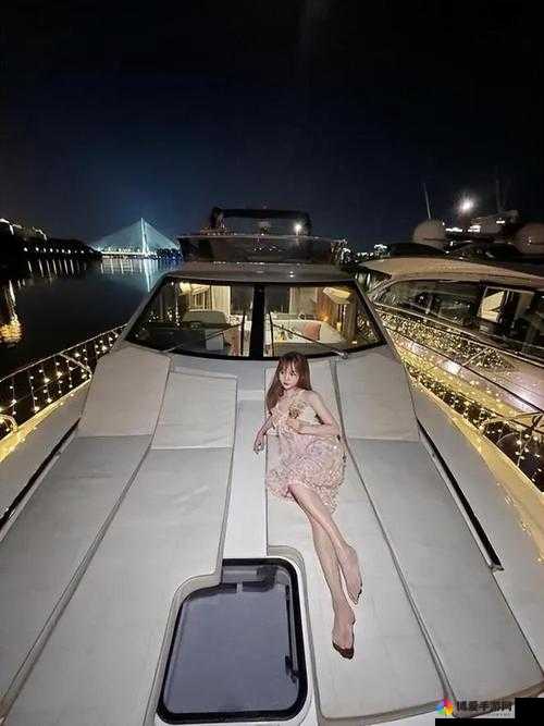 名媛直播揭秘：奢华生活背后的真实故事与时尚搭配技巧大公开