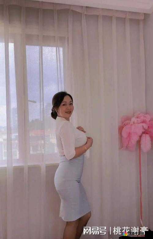 China 熟女熟妇乱老女人接吻：禁忌的诱惑还是道德的沦丧？