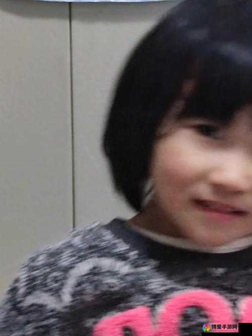 海角披风少年母亲家庭现状与未来计划引发社会广泛关注