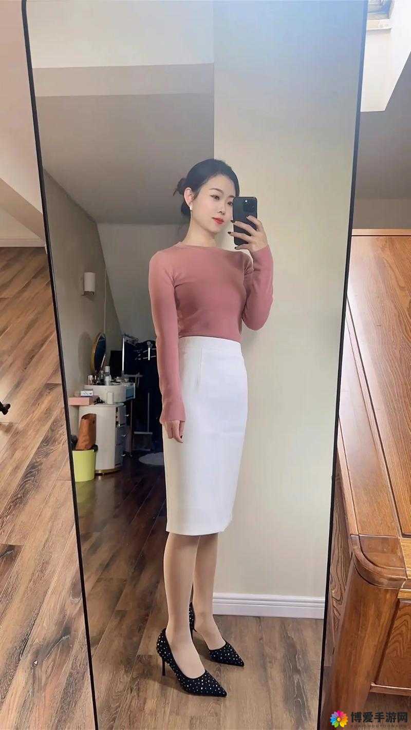 中国少妇BBw的时尚穿搭指南：如何展现自信与魅力，打造独特风格