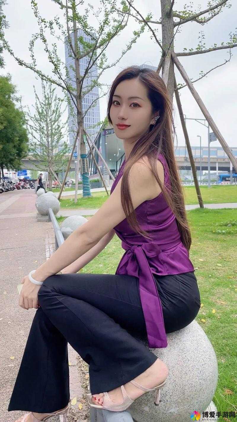 四川少妇的BBB之旅：凸凸凸 BB，安慰你的心灵