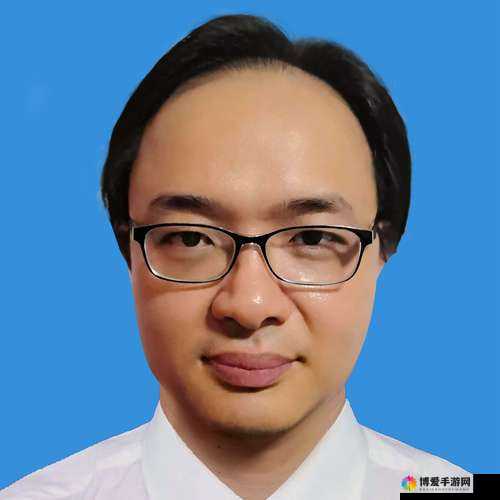 佳柔和医院长第100集：医者仁心与挑战并存，看佳柔如何化解医院危机