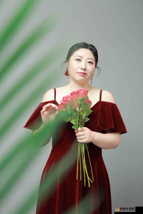 探索另娄姓老熟妇BBwBBW的独特魅力：揭秘成熟女性的自信与风采