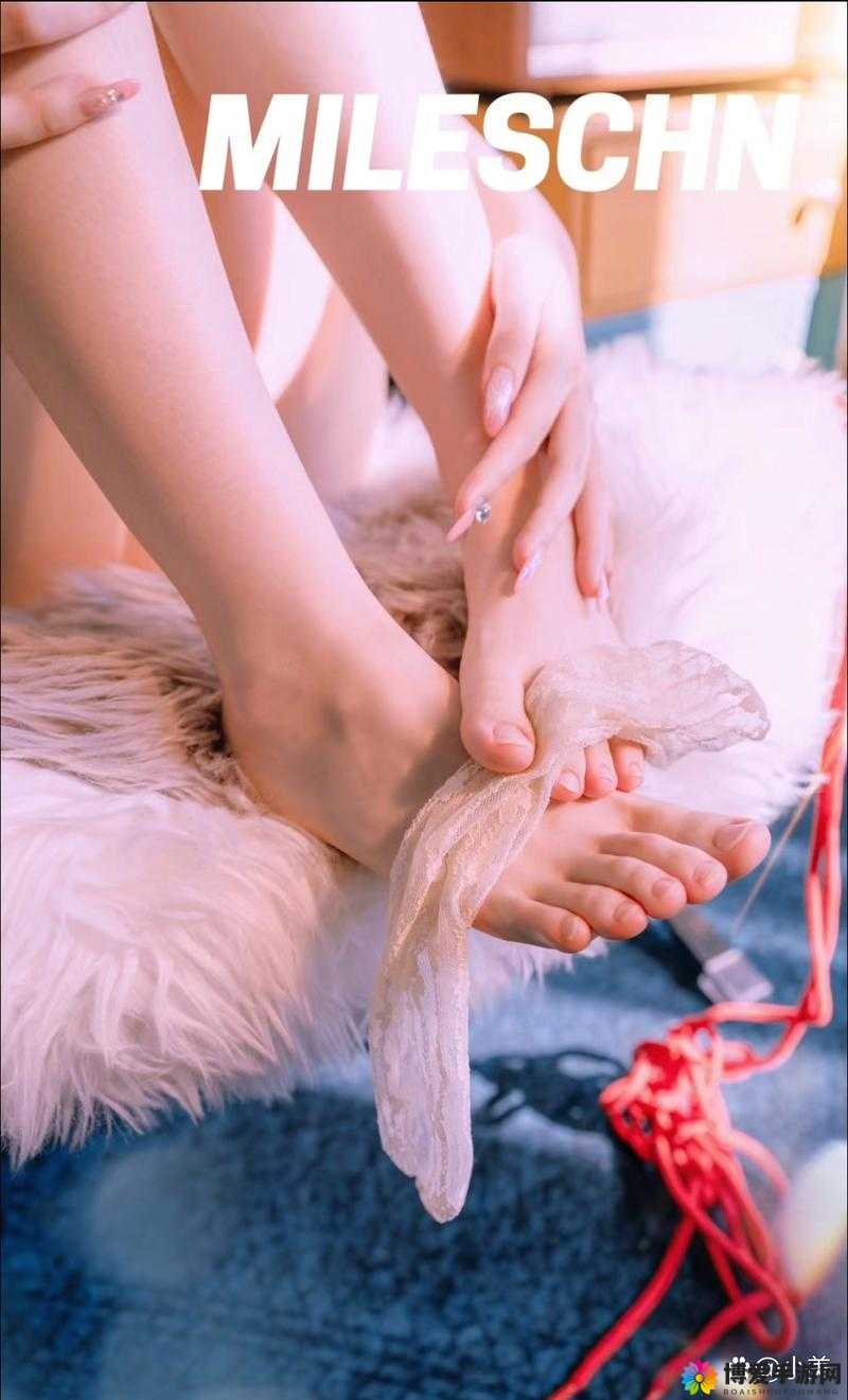 国产脚交芳芳在线观看：探索独特视角下的艺术表达与观众反响