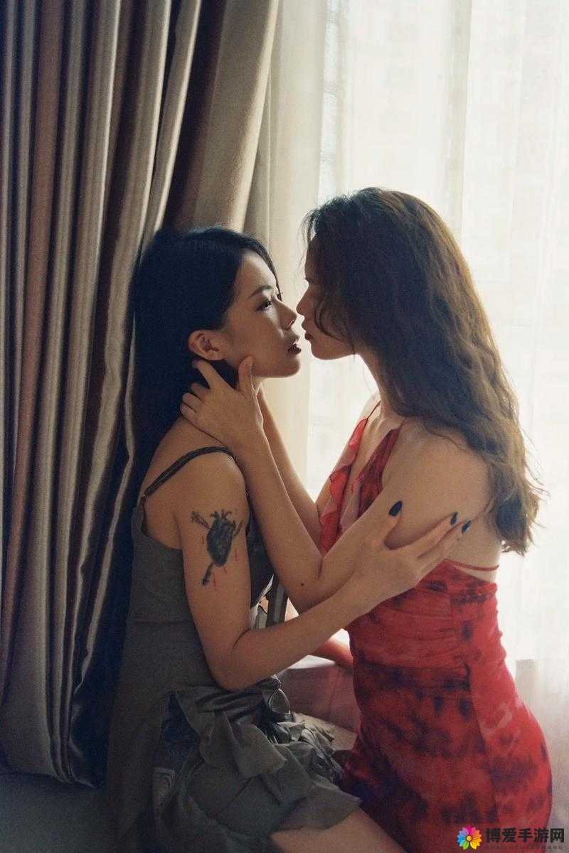 双女主真人素材视频无水印,精彩内容大揭秘她们究竟有何故事?等你来探索